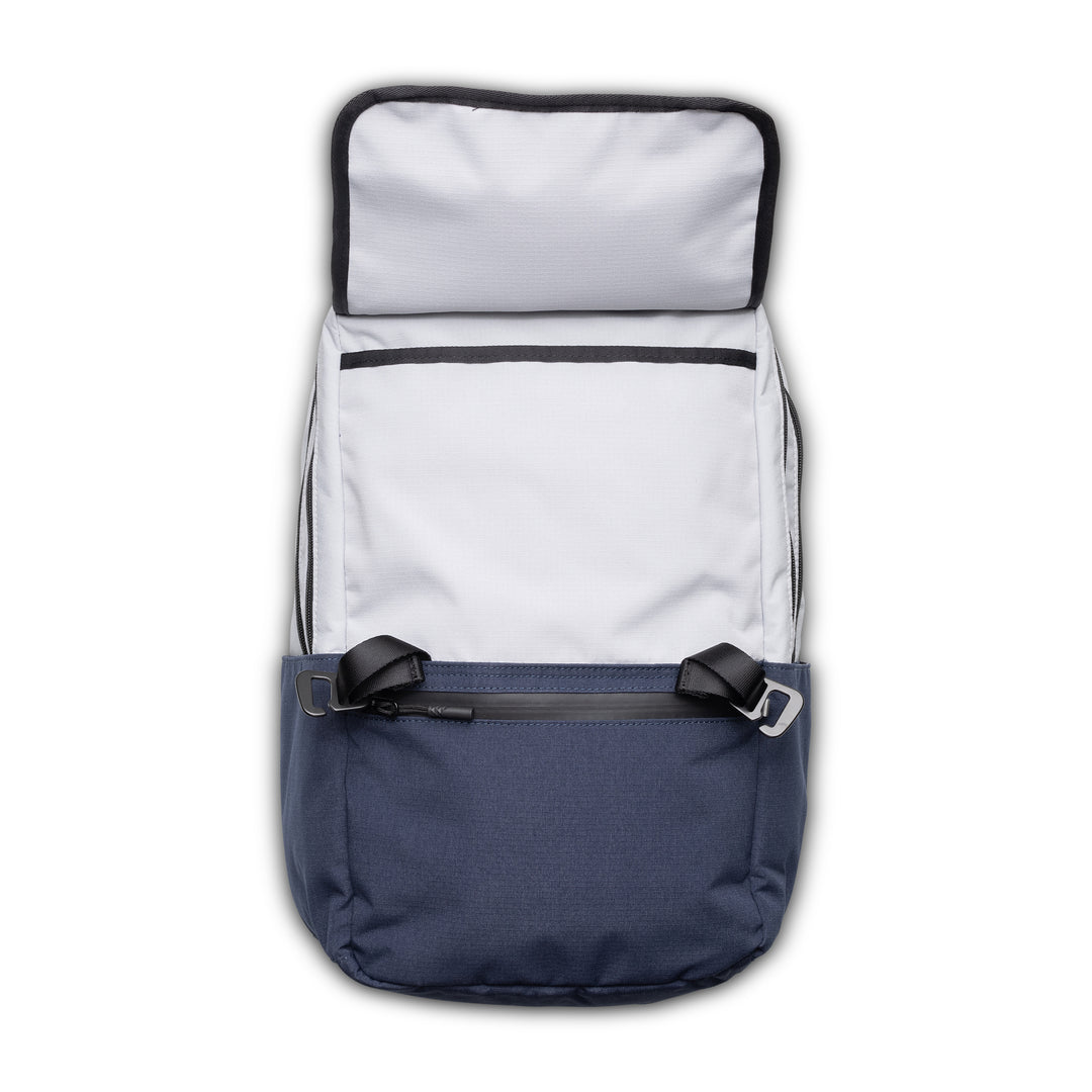 A2 R Backpack - Navy/Moon Grey